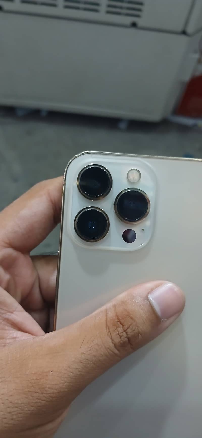 Apple iPhone 13 Pro 3