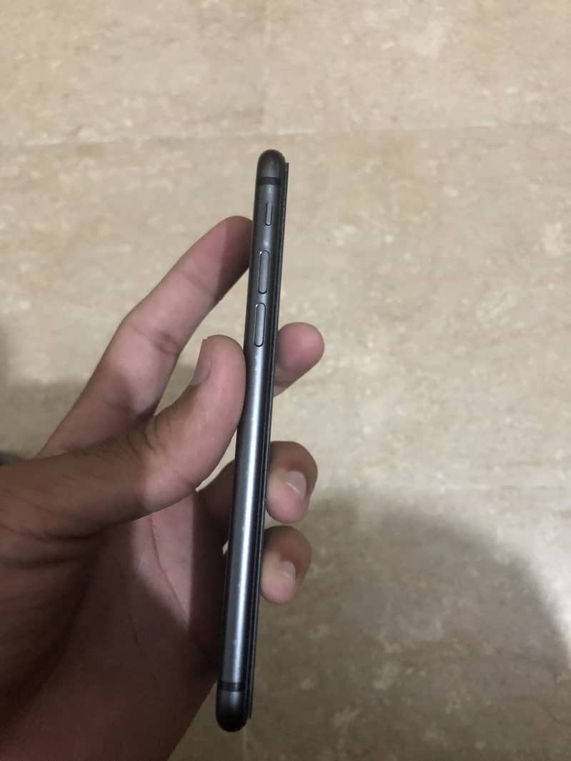 Apple iPhone 8 2