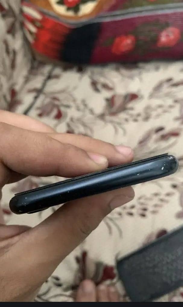 Apple iPhone SE 3rd 6