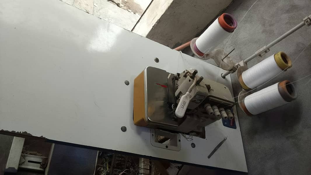 M700model overlock machine 1