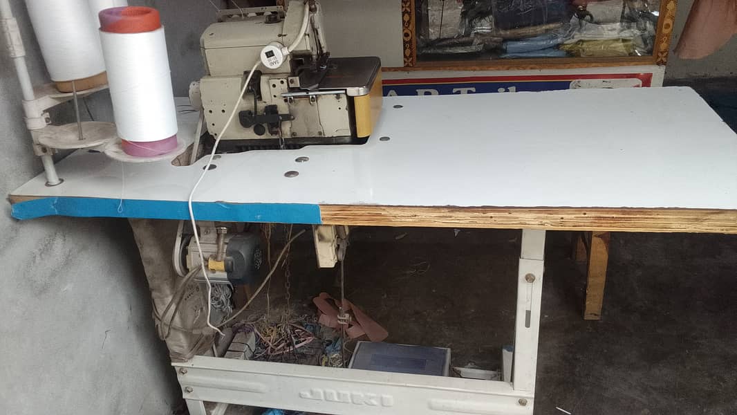 M700model overlock machine 2