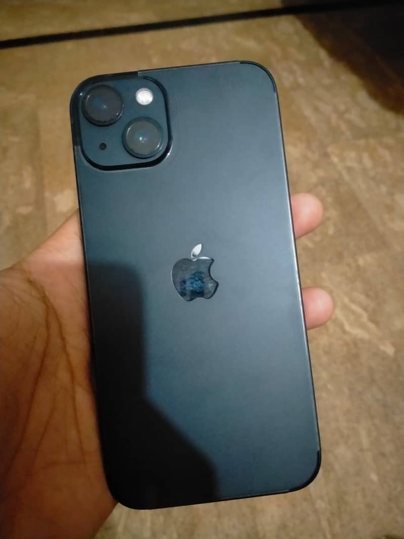 Apple iPhone 13 2