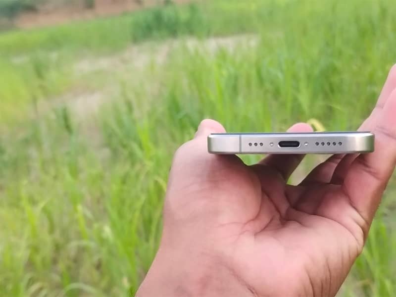 iphone 15 pro jv 2