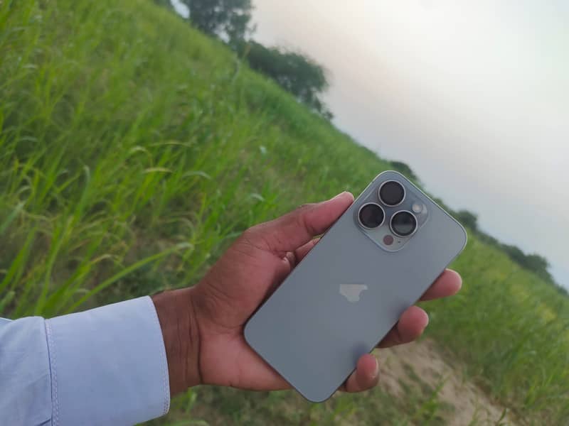 iphone 15 pro jv 3