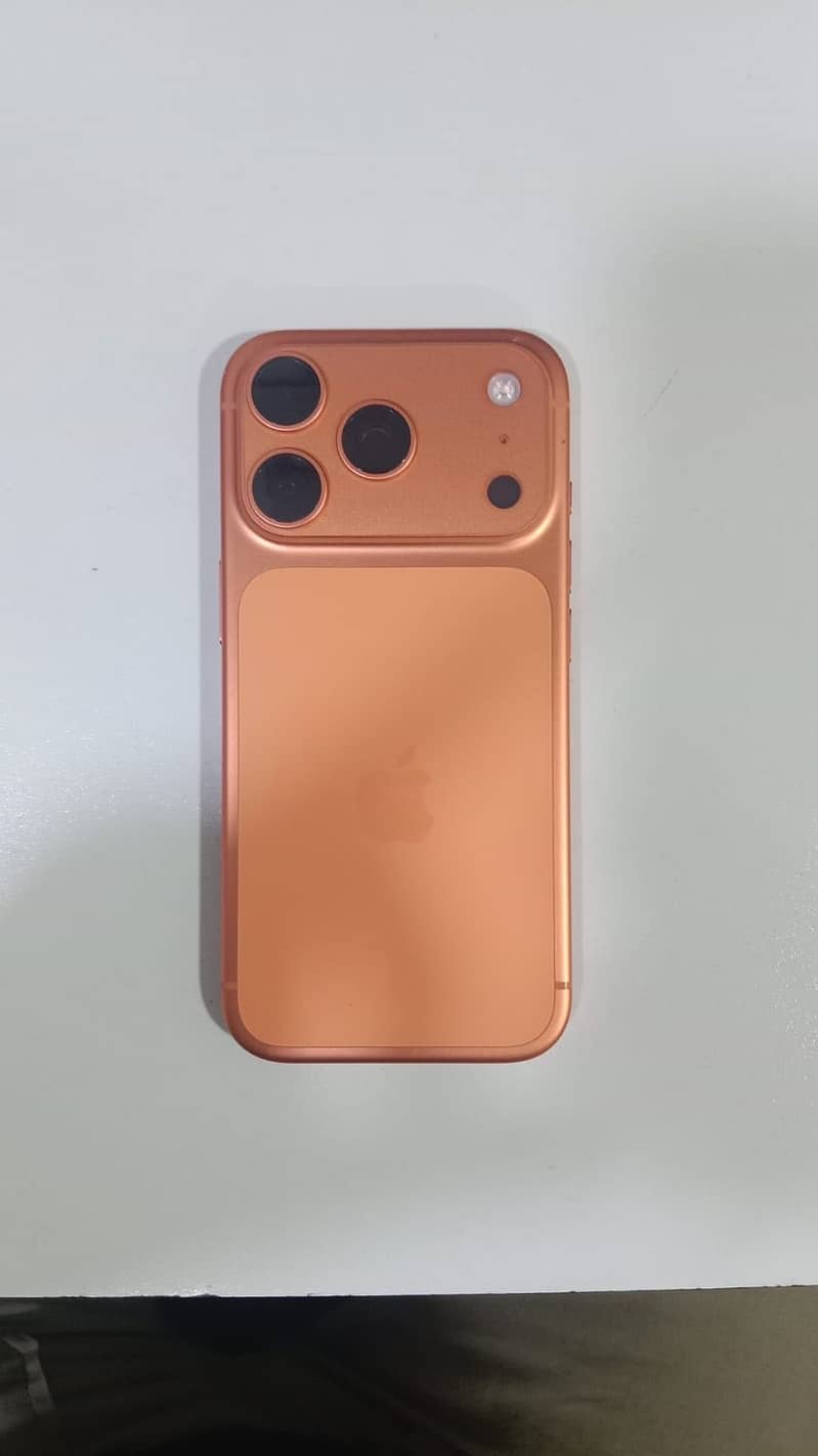Apple iPhone 17 Pro 0
