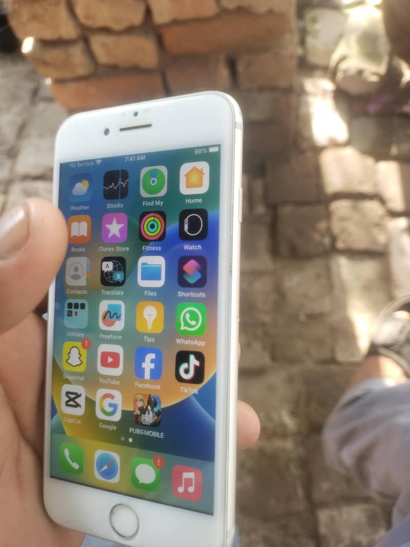 Apple iPhone 8 0