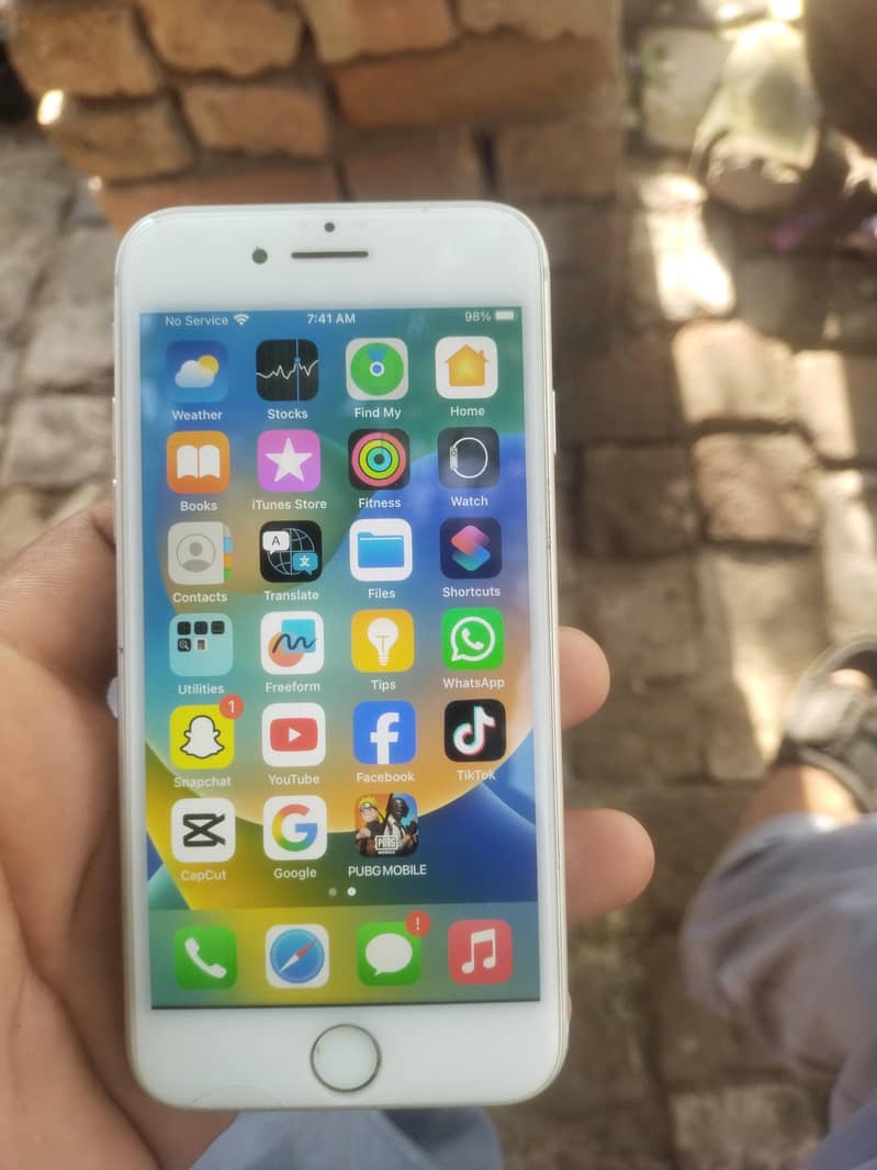 Apple iPhone 8 2