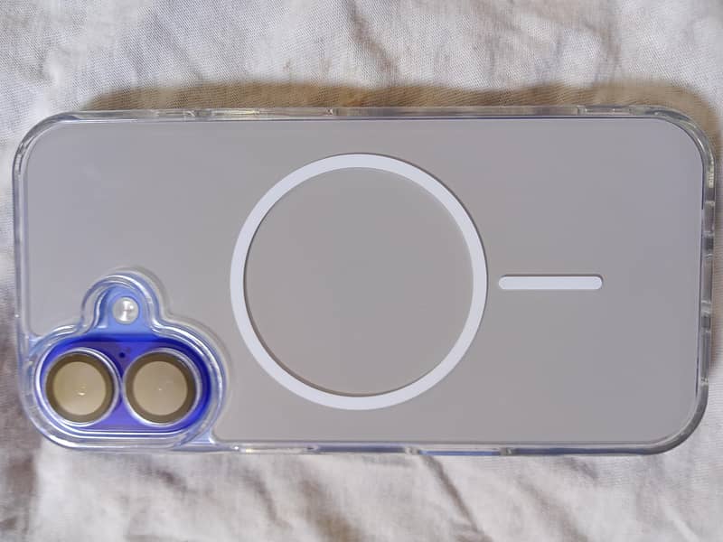 Apple iPhone 16 0