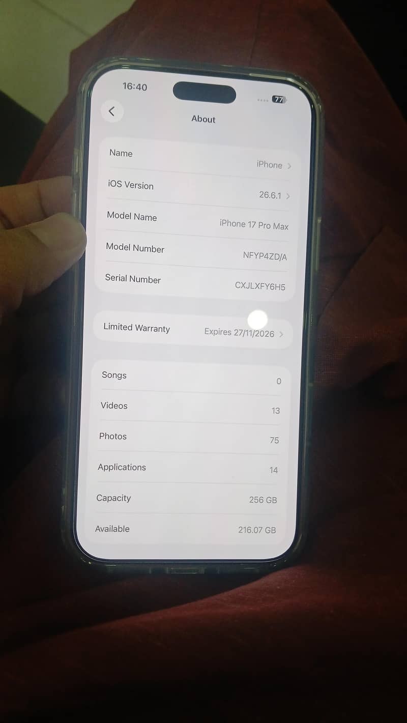 Apple iPhone 17 Pro Max 4
