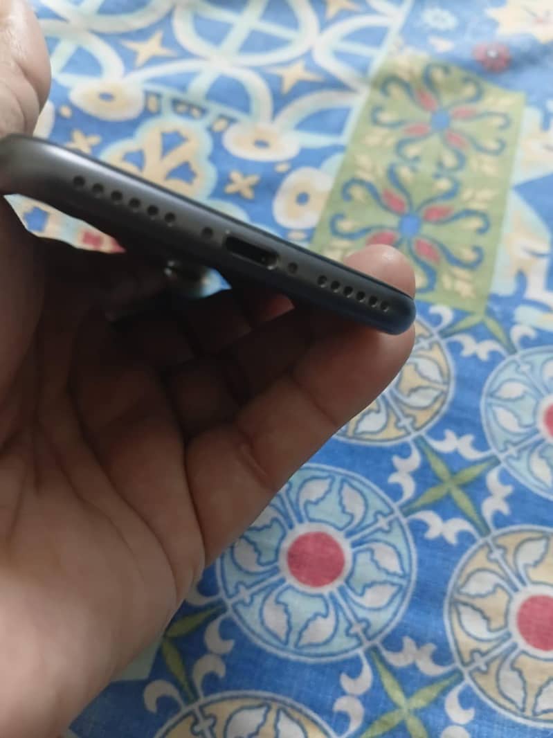Apple iPhone 8 2