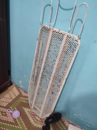 Heavy-Duty Folding Iron Stand (Istri Stand]