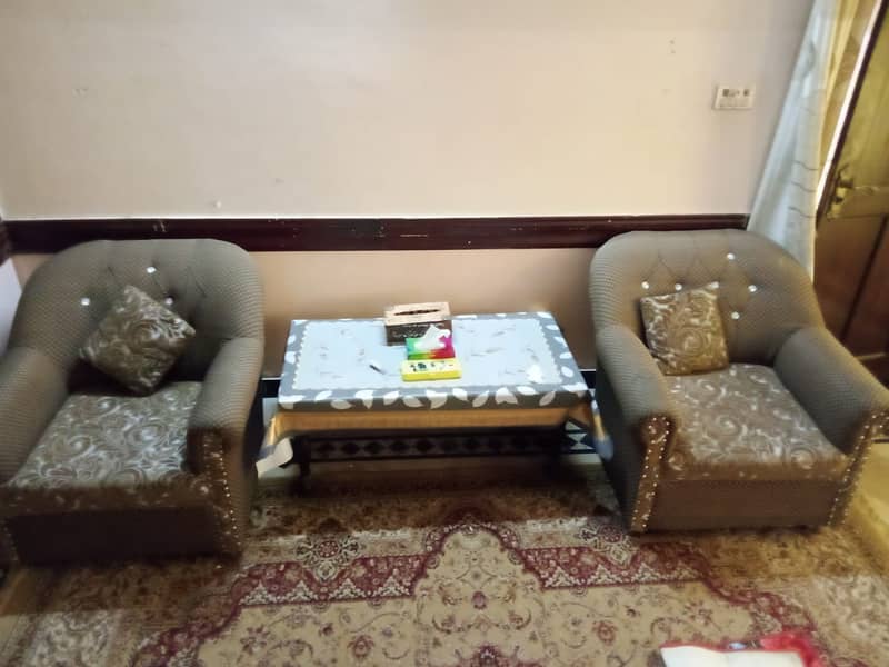 SOFA SET + DEWAN + CHAIRS + Mini Round Table 3