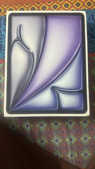 iPad Air M4 13 inch / 128 GB / WiFi model (Box Pack/Brand New)