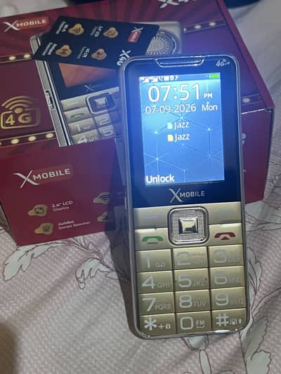 XMobile X4G mobile with hotspot