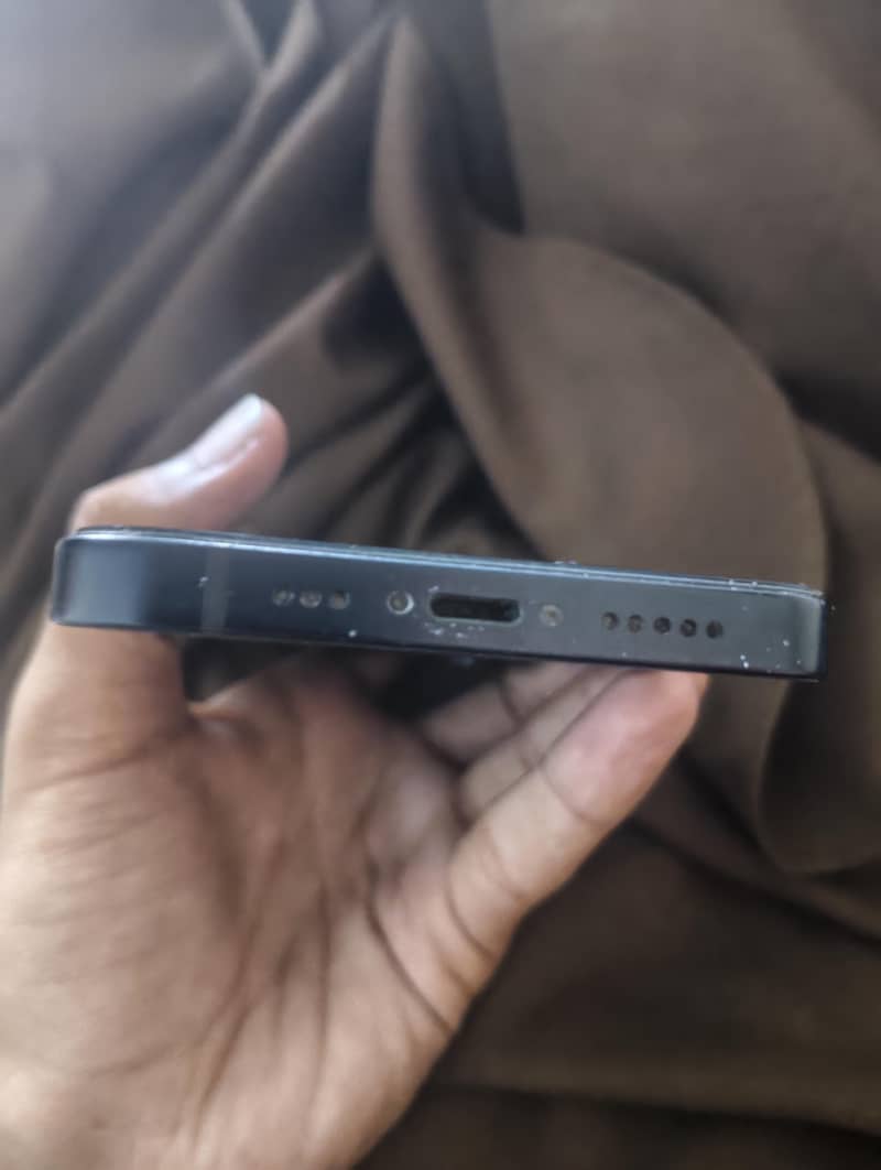Apple iPhone 12 2
