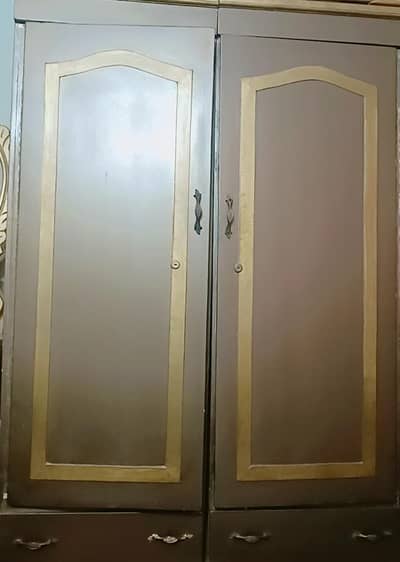 King Size Bed With 2 Side Table and Clothes almary double door