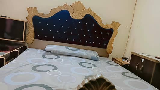 King Size Bed For Sale
