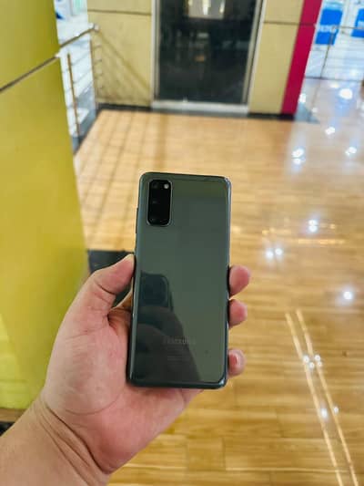 Samsung S20 5G Non PTA 8/128 Best Phone Just Display ma Dot ha
