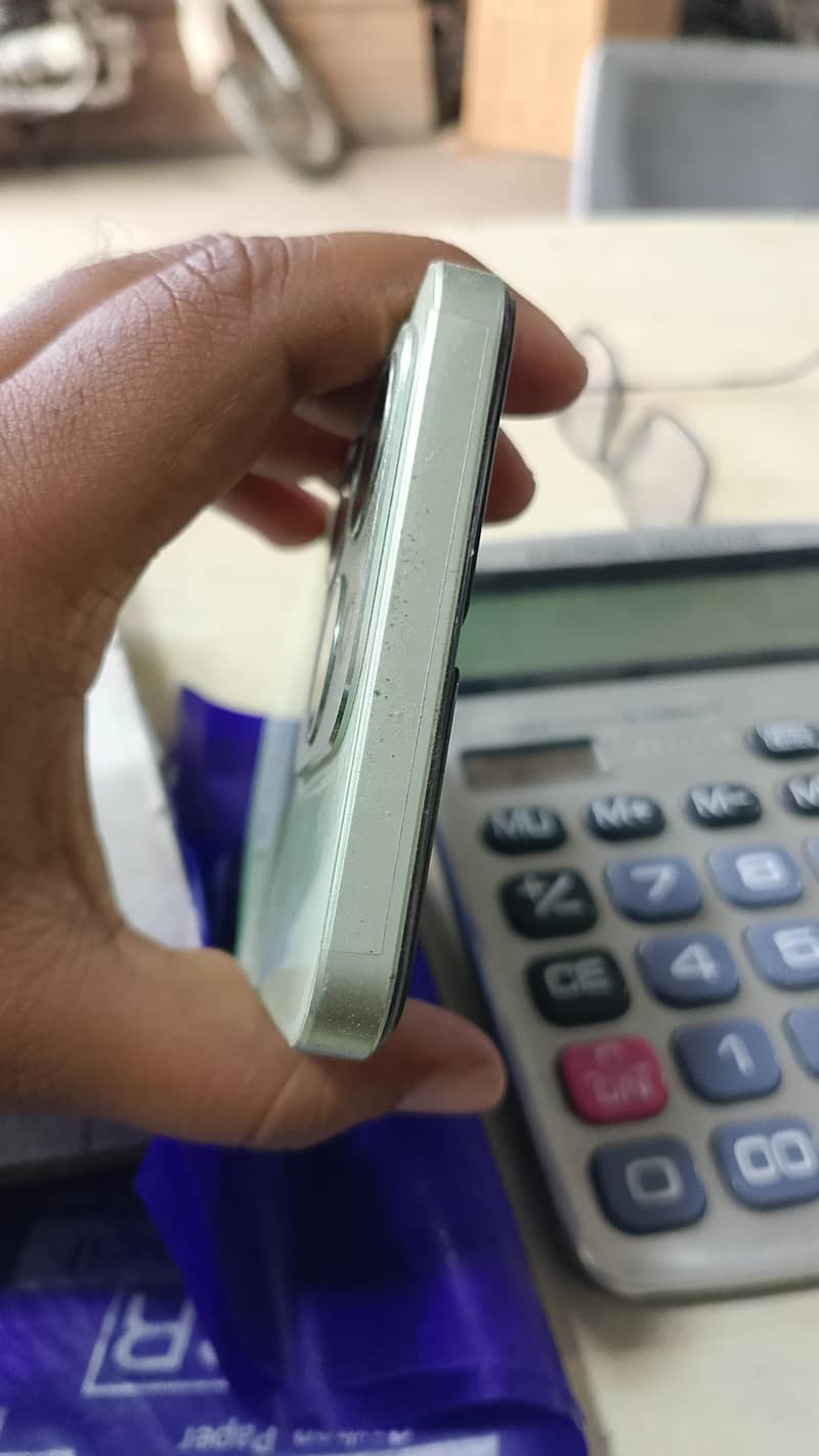 REALME C63 1