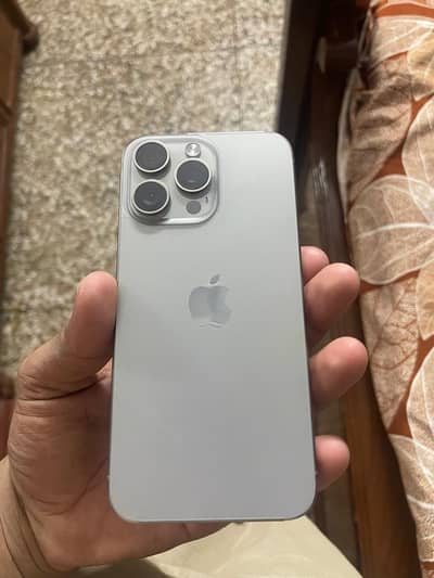 Apple iPhone 15 Pro Max