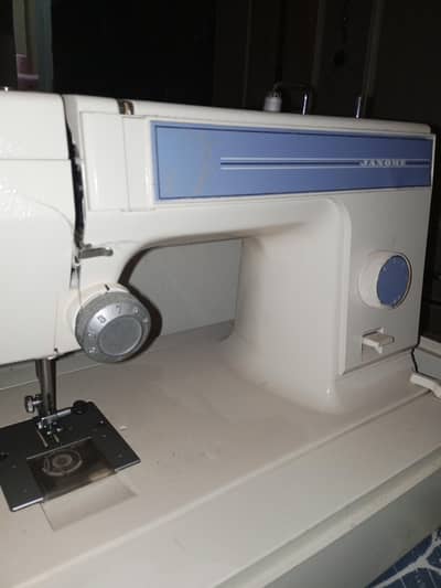 sewing machine