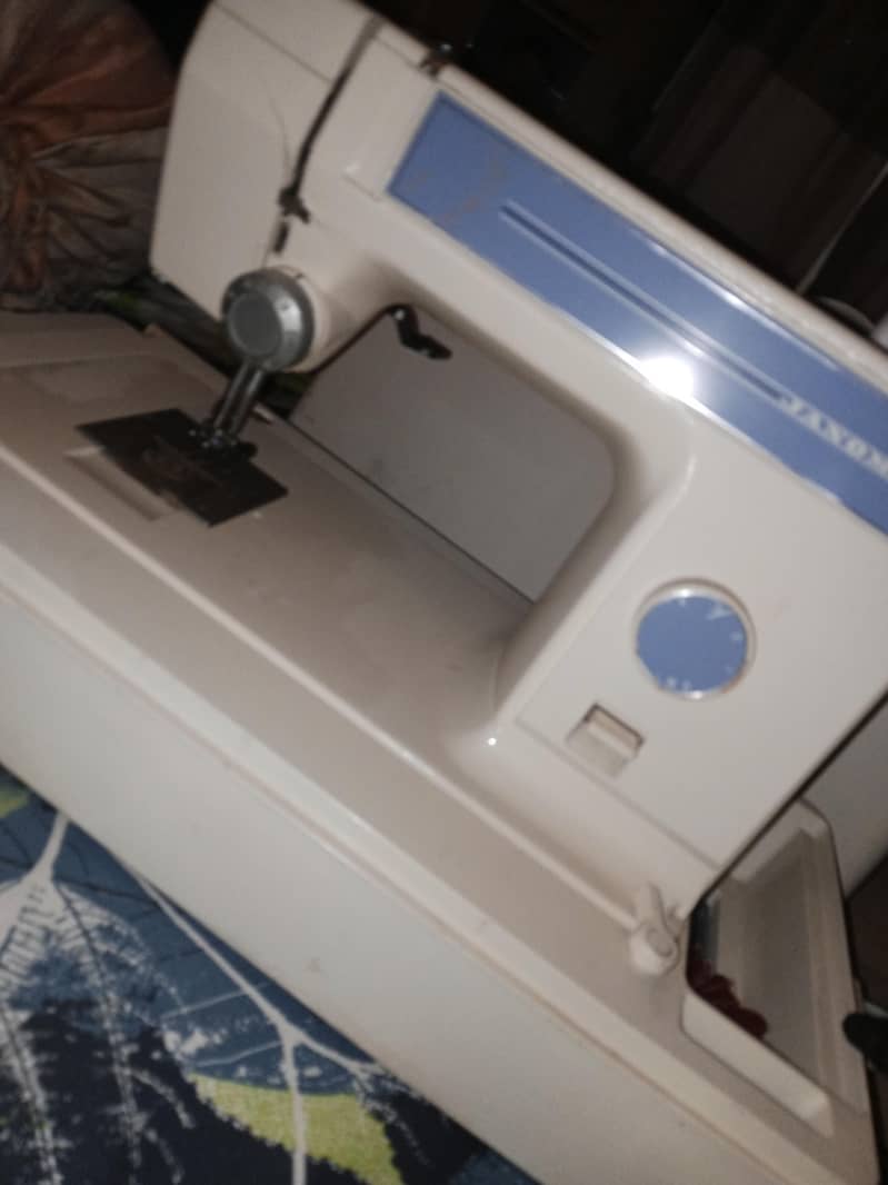 sewing machine 3