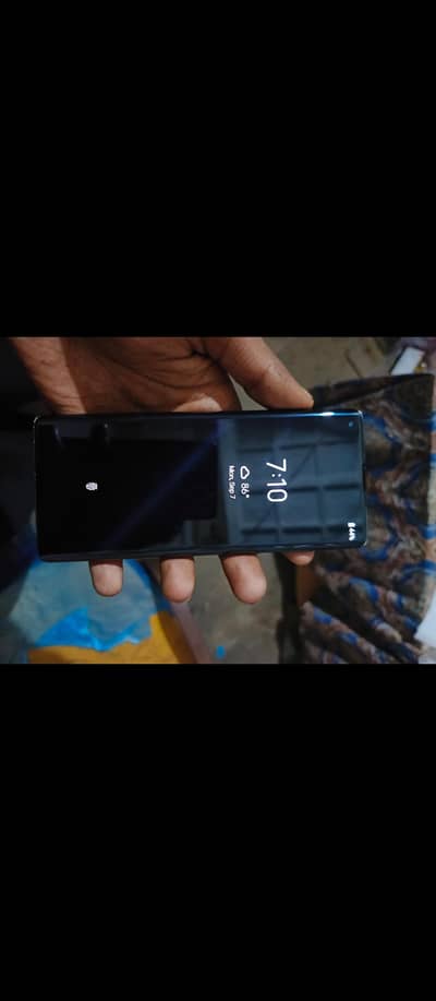 Motorola Edge Plus 2020
