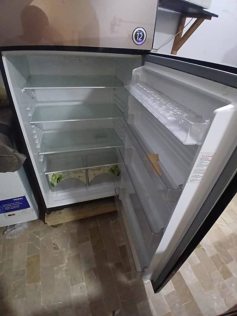 Dawlance refrigerator 1