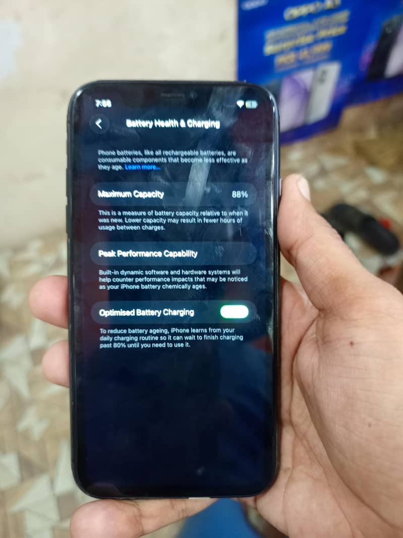 Apple iPhone 11 8
