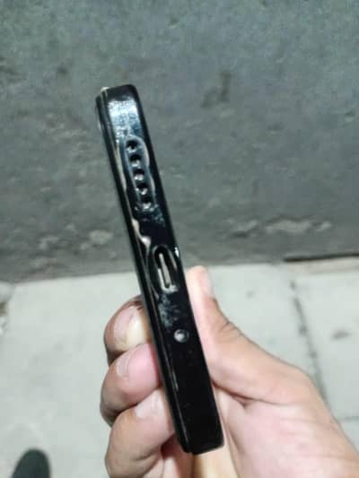 Poco c75