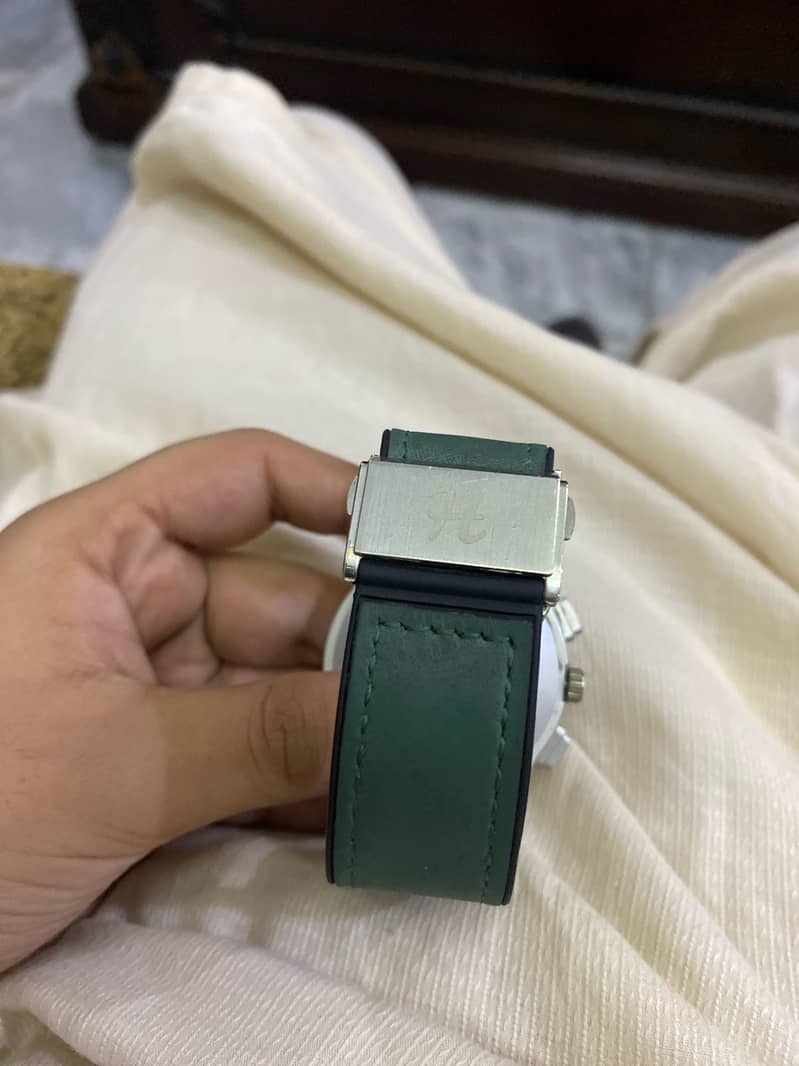 Watch 2