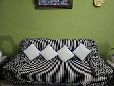Beautiful 6-Seater Sofa Set | Excellent Condition