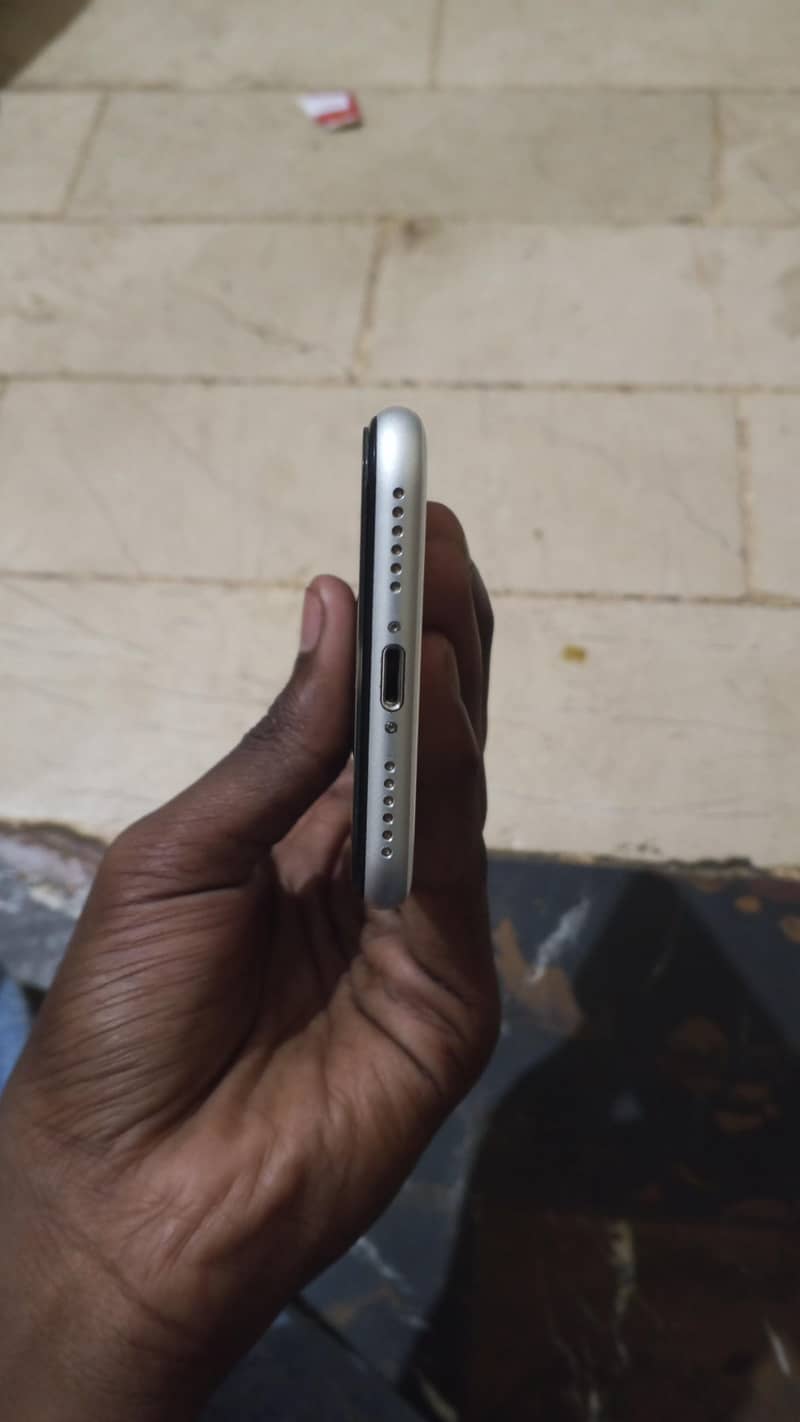 Apple iPhone SE 2