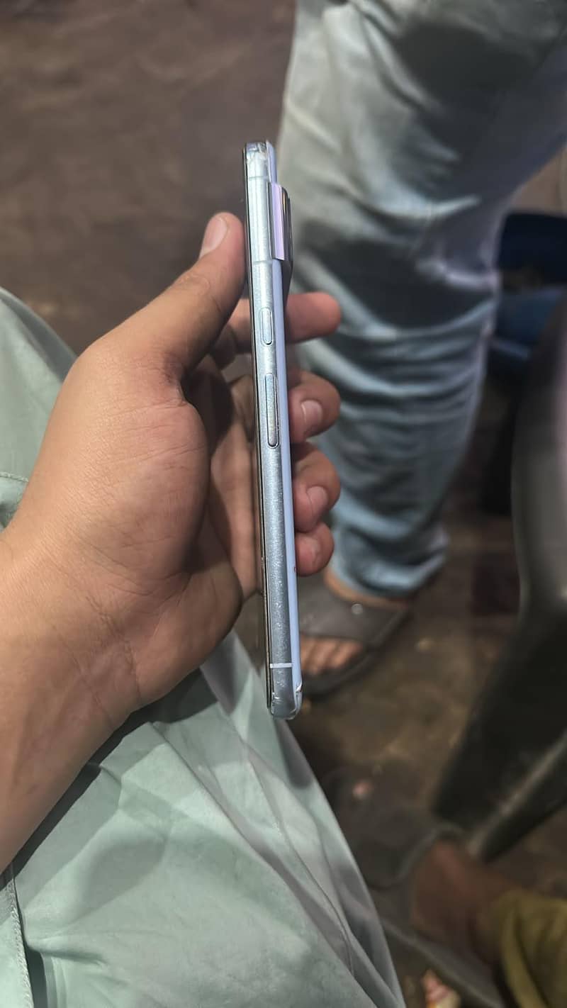 Google Pixel 8 Pro 4