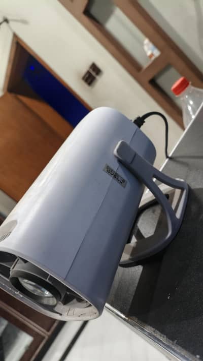 Projector 4 k 200 inches