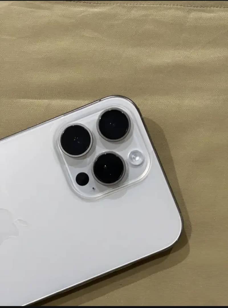 AI Phone 4
