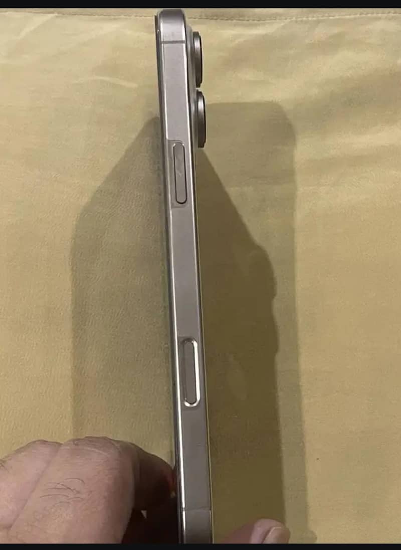 AI Phone 5