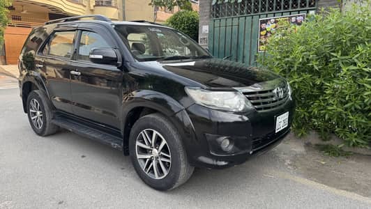 Toyota Fortuner 2013