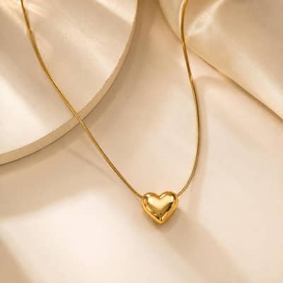 Heart pendant in wholesale prize , heart necklace