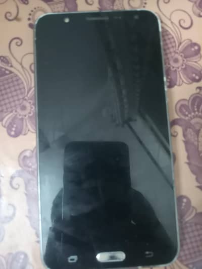 Samsung galaxy j7