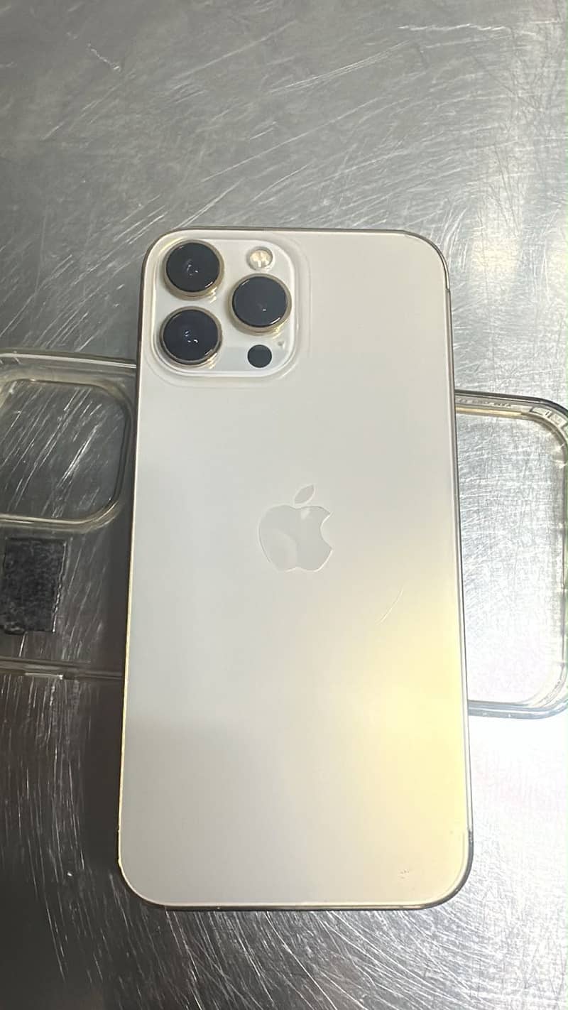 Apple iPhone 13 Pro Max 0