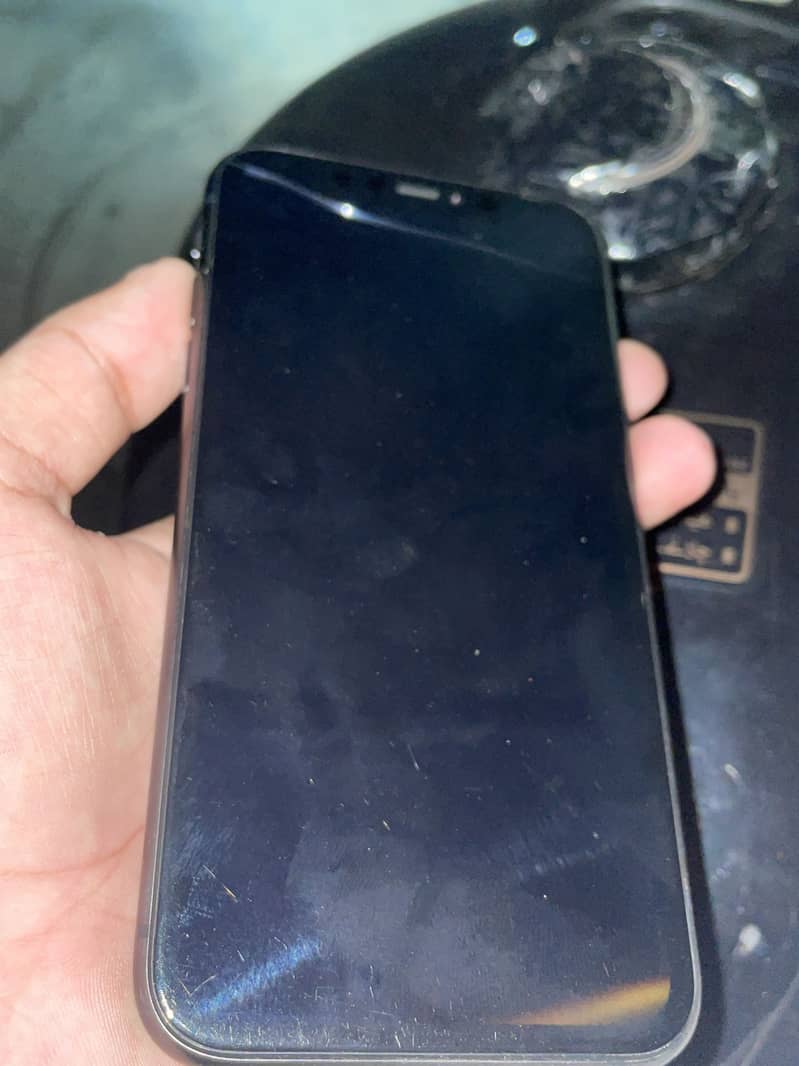 Apple iPhone 11 1