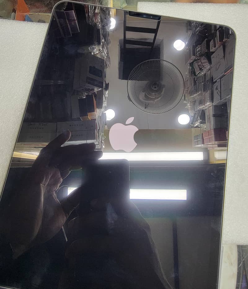 ipad pro M2  cellular+wifi 2
