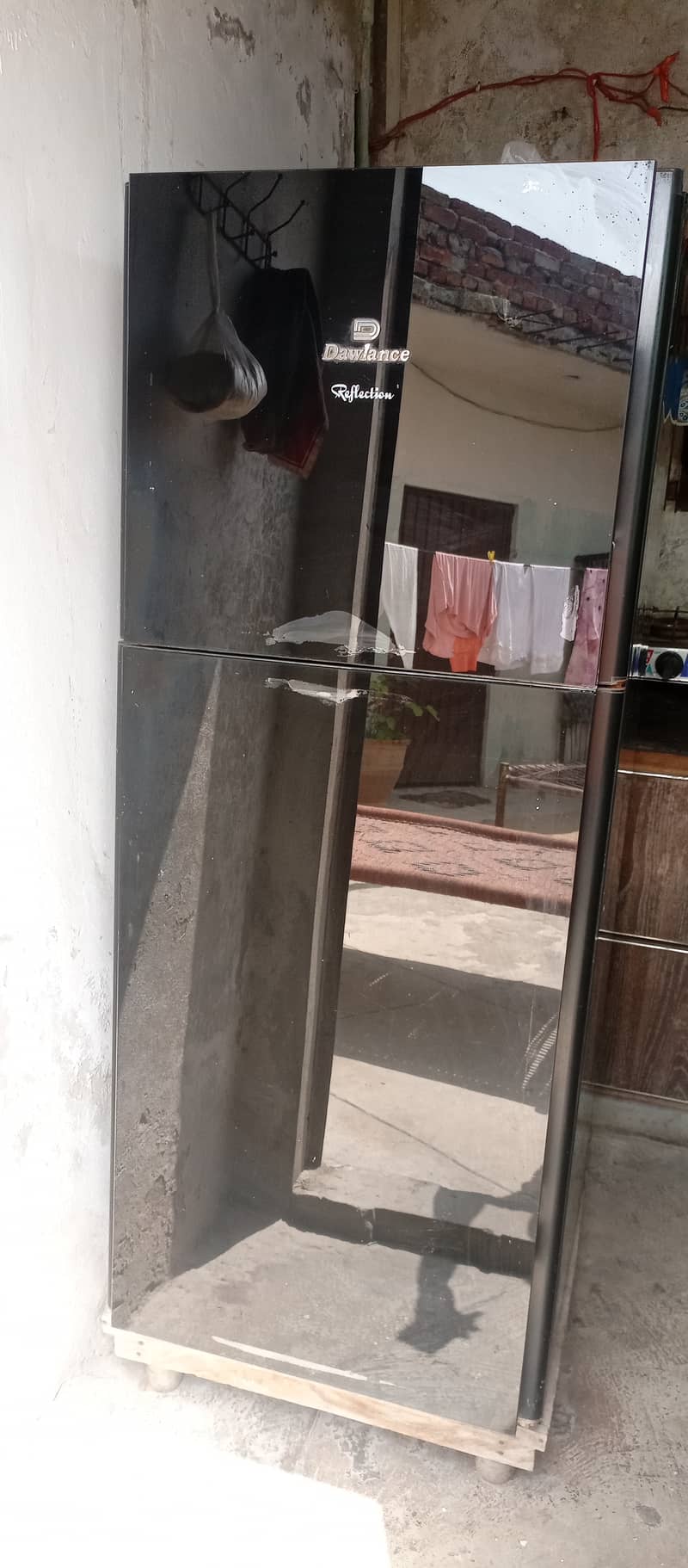 Dawlance Medium size Fridge 3