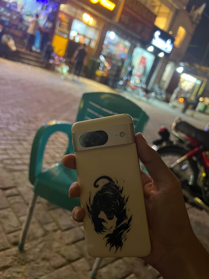 Google Pixel 8 3