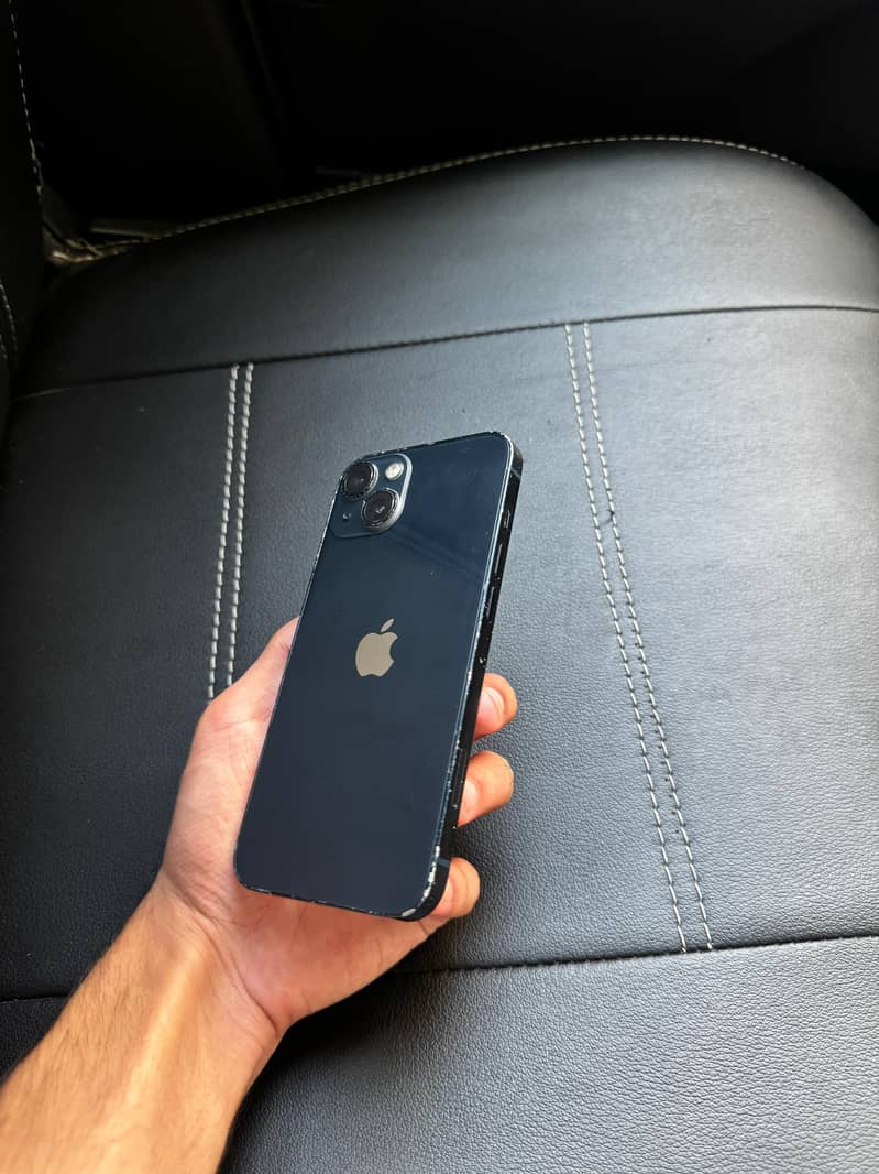 Apple iPhone 13 2