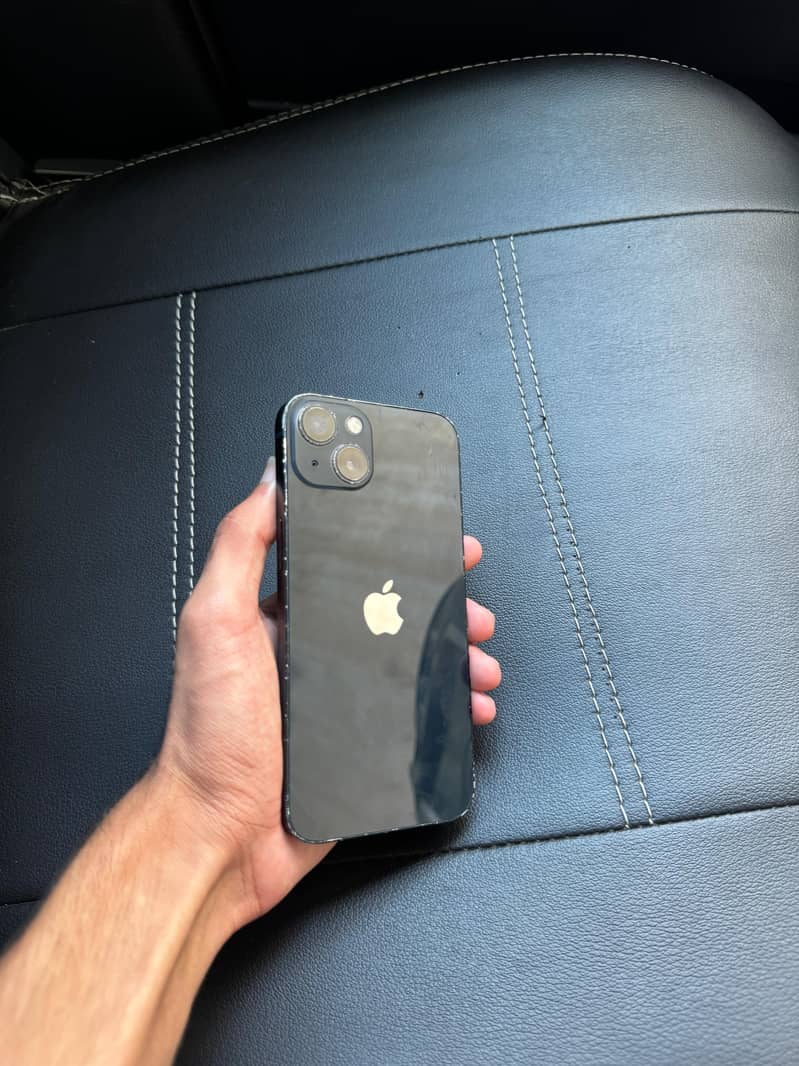 Apple iPhone 13 3