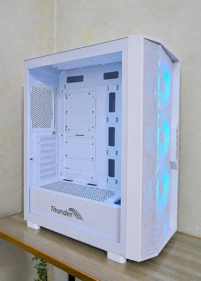 THUNDER GLADIUS WHITE Gaming Case Used Like New | Condition 10/10