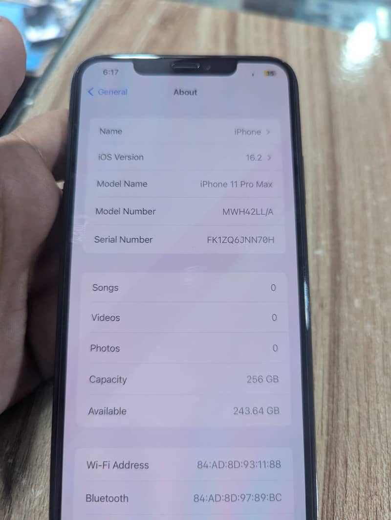 Apple iPhone 11 Pro Max 6