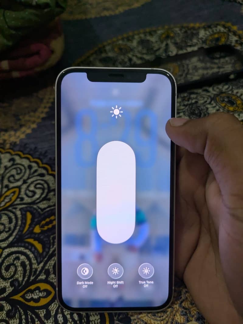 Iphone 12 4